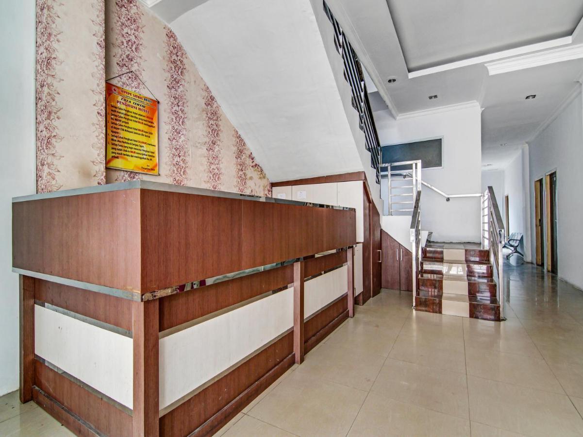 Oyo 90897 Hotel Sepupu Satria Pekanbaru Eksteriør billede