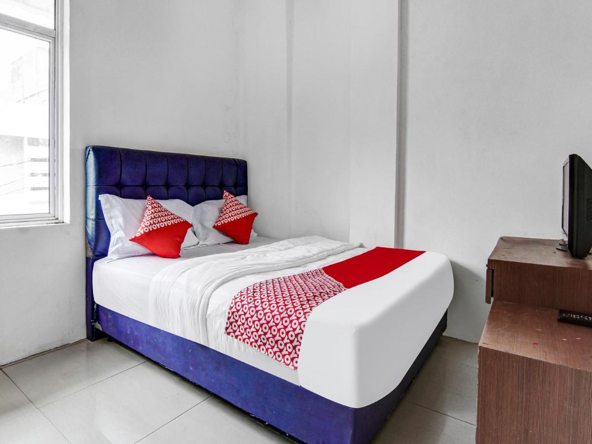 Oyo 90897 Hotel Sepupu Satria Pekanbaru Eksteriør billede