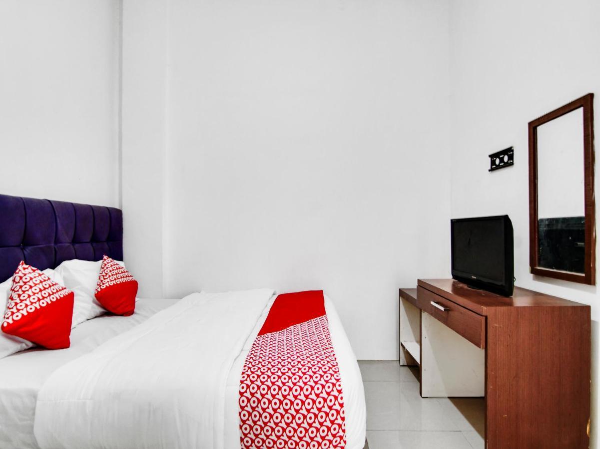 Oyo 90897 Hotel Sepupu Satria Pekanbaru Eksteriør billede